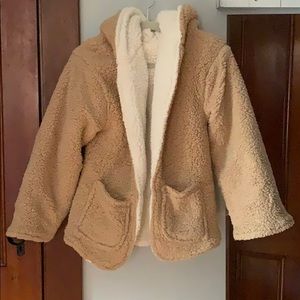 Francesca’s reversible Taupe/White teddy coat